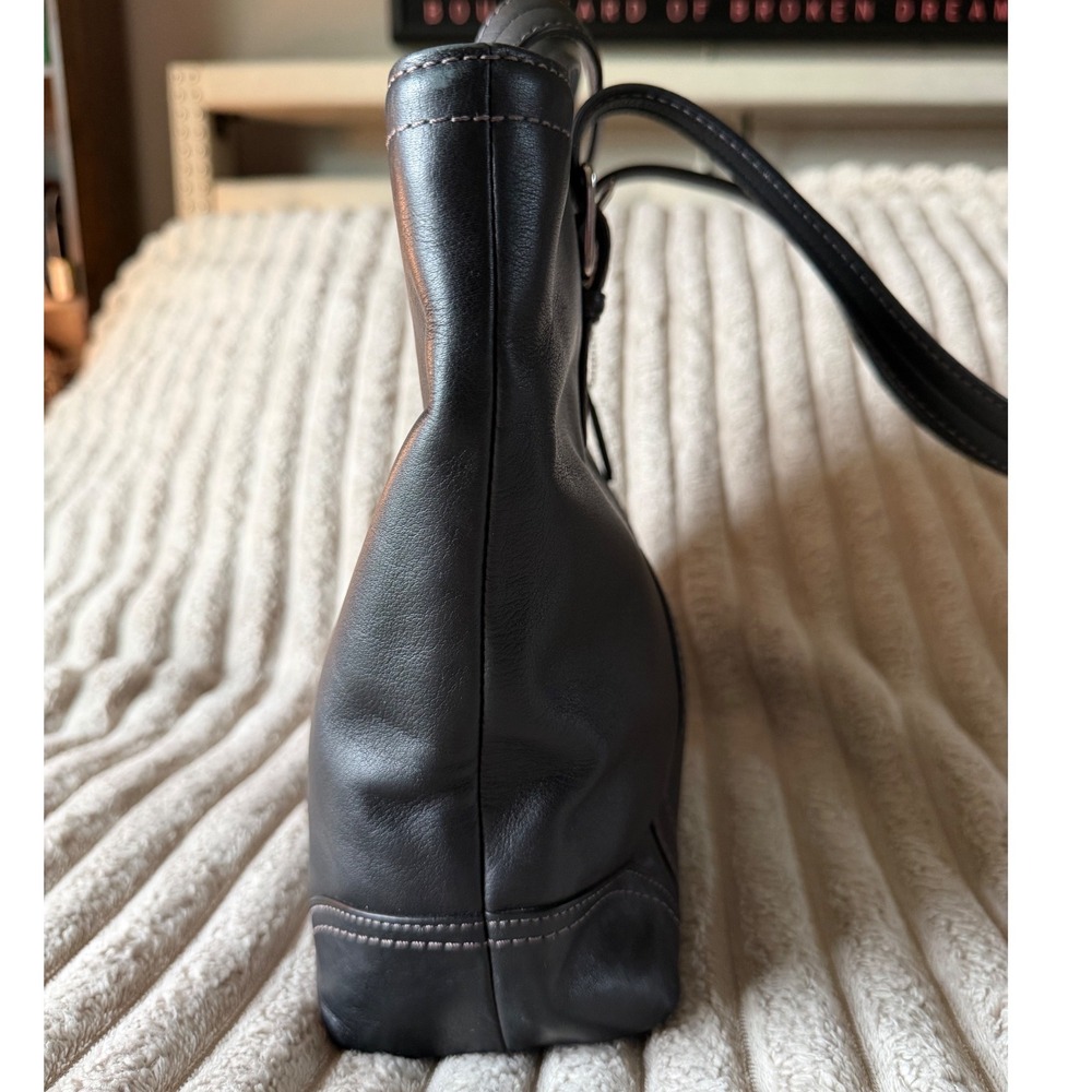 Coach Hampton Vintage Black Leather Tote Bag Buckle Shoulder Bag F11201 - Picture 13 of 14